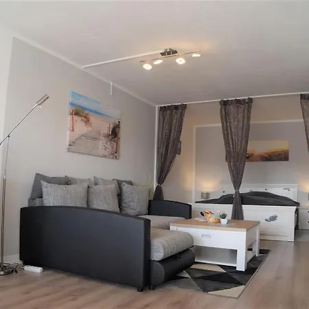 - Haus O, App 0o0211 Apartment Heiligenhafen